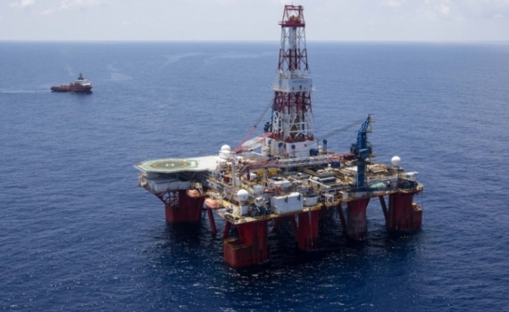 Эксперт: Баку сокращает добычу нефти и наращивает добычу газа