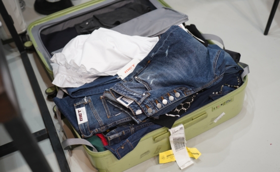 Деним как новый: эта хитрость продлит жизнь ваших любимых джинсов — поможет режим стирки