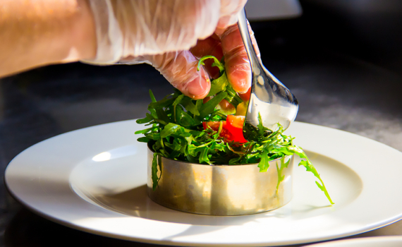 Закуска Звон копыт — обязательно приготовить на Новый 2026 год: гастрономический хит сезона