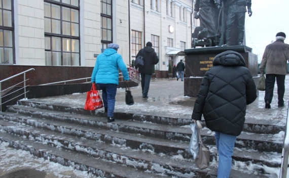 Падала каждую зиму – пока не нанесла это на подошву: теперь иду по льду, как по асфальту