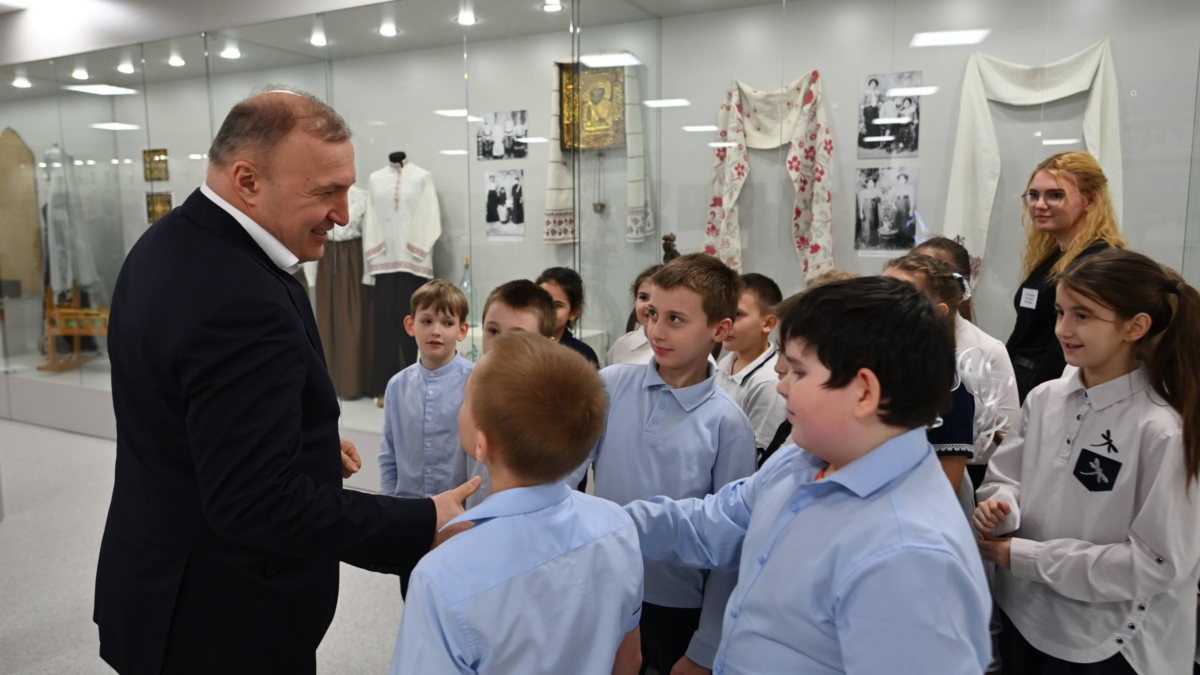 Глава Адыгеи посетил новый Культурно-образовательный центр в селе Красногвардейском пресс-служба главы РА