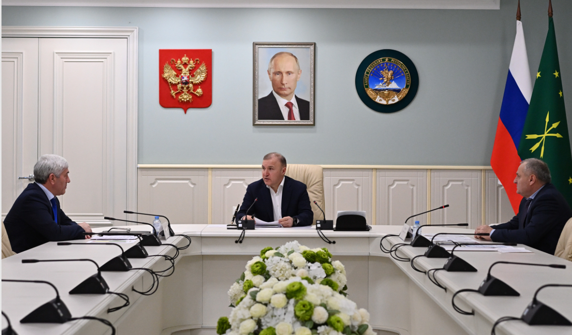 Глава Адыгеи и управляющий Отделением Соцфонда России по РА обсудили аспекты взаимодействия пресс-служба главы РА